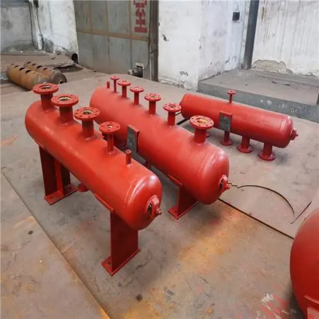 红旗分集水器安装高度
